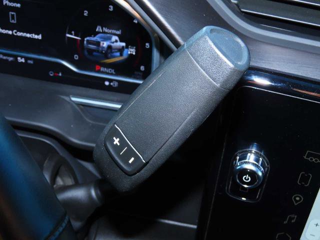 Used 2024 GMC Sierra 2500 AT4 image 30