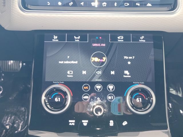 Used 2018 Land Rover Range Rover Velar R-Dynamic SE AWD/4WD image 21