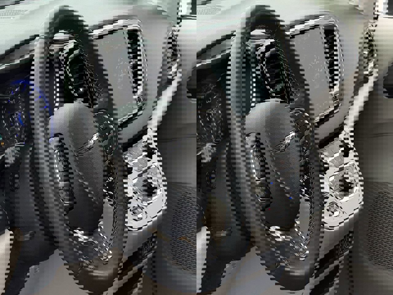 Used 2023 Chrysler Pacifica Touring-L FWD image 10