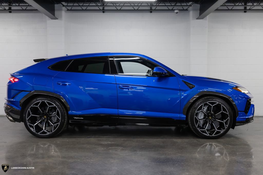 Used 2024 Lamborghini Urus Performante AWD/4WD image 17