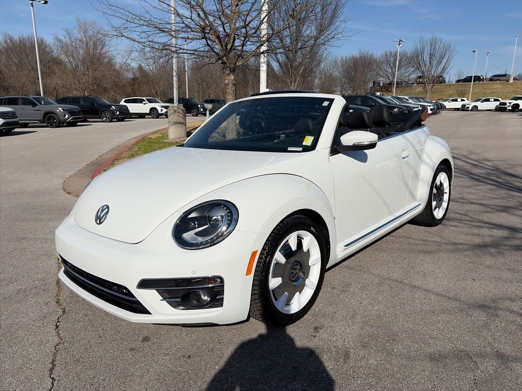 Used 2019 Volkswagen Beetle 2.0T Final Edition SEL FWD image 3