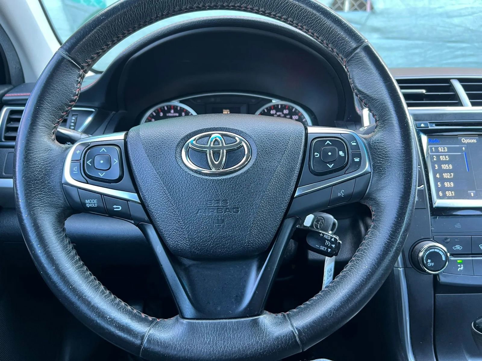 Used 2017 Toyota Camry SE FWD image 20