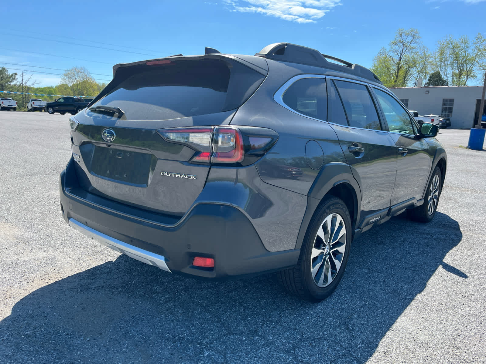 Used 2023 Subaru Outback Limited AWD/4WD image 3