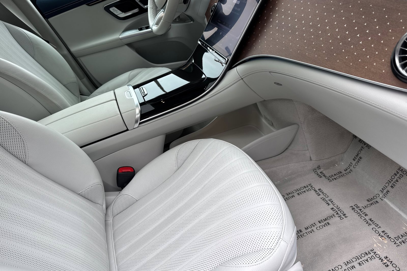 Certified 2023 Mercedes-Benz EQE 500 4MATIC SUV image 19