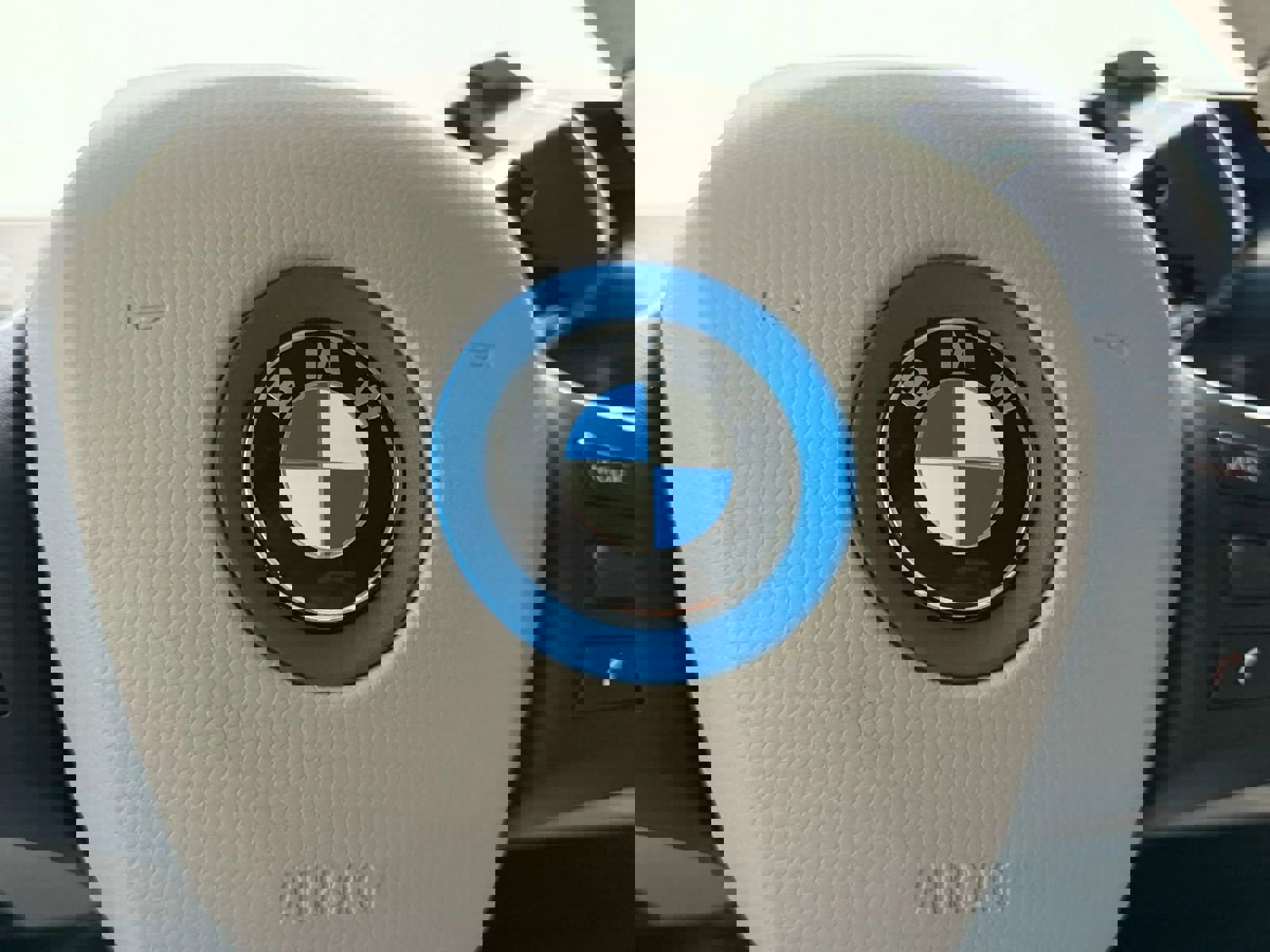 Used 2015 BMW i3 w/ Range Extender image 21