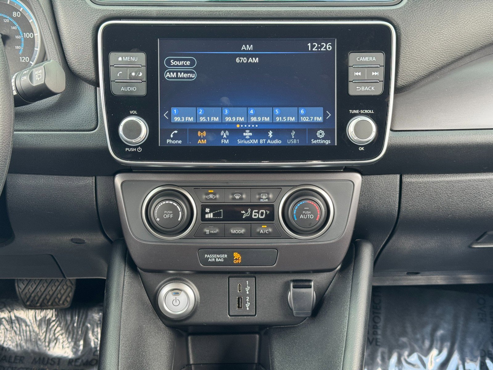 Used 2025 Nissan Leaf S image 21