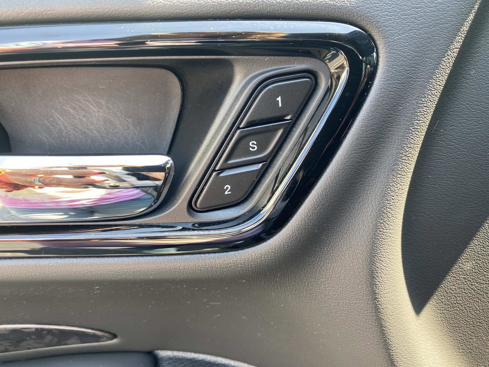 Certified 2024 Dodge Durango R/T image 23