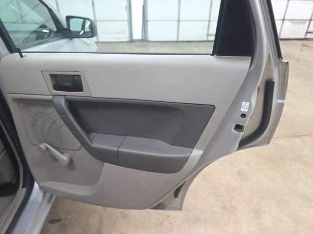 Used 2009 Ford Focus S image 5