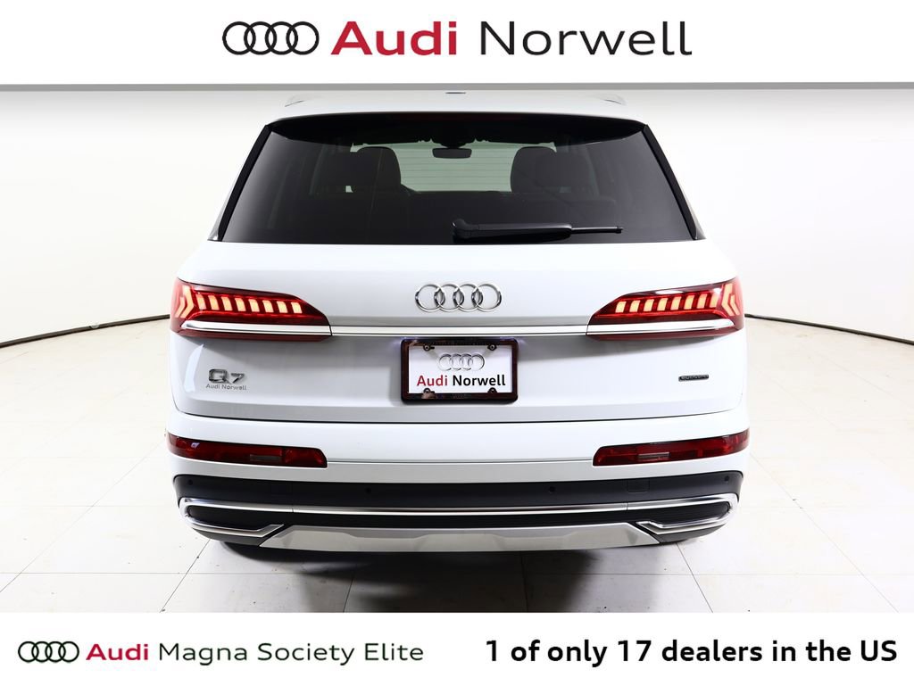 Used 2023 Audi Q7 2.0T Premium w/ Convenience Package AWD/4WD image 14