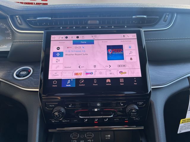 New 2025 Jeep Grand Cherokee Limited image 16