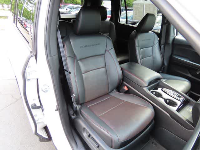 Certified 2024 Honda Passport Black Edition image 16