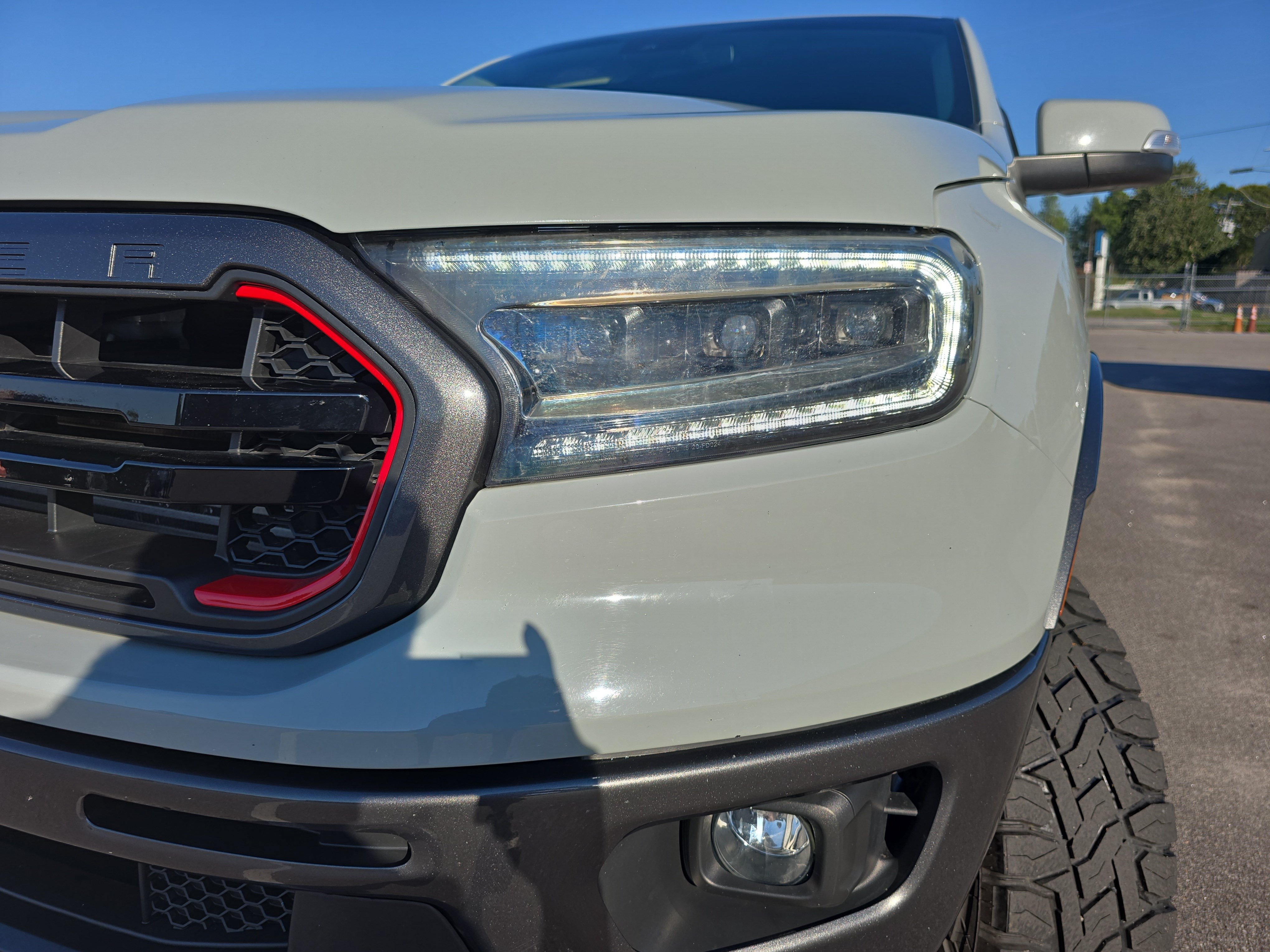 Used 2022 Ford Ranger Lariat w/ Tremor Off-Road Package AWD/4WD image 30