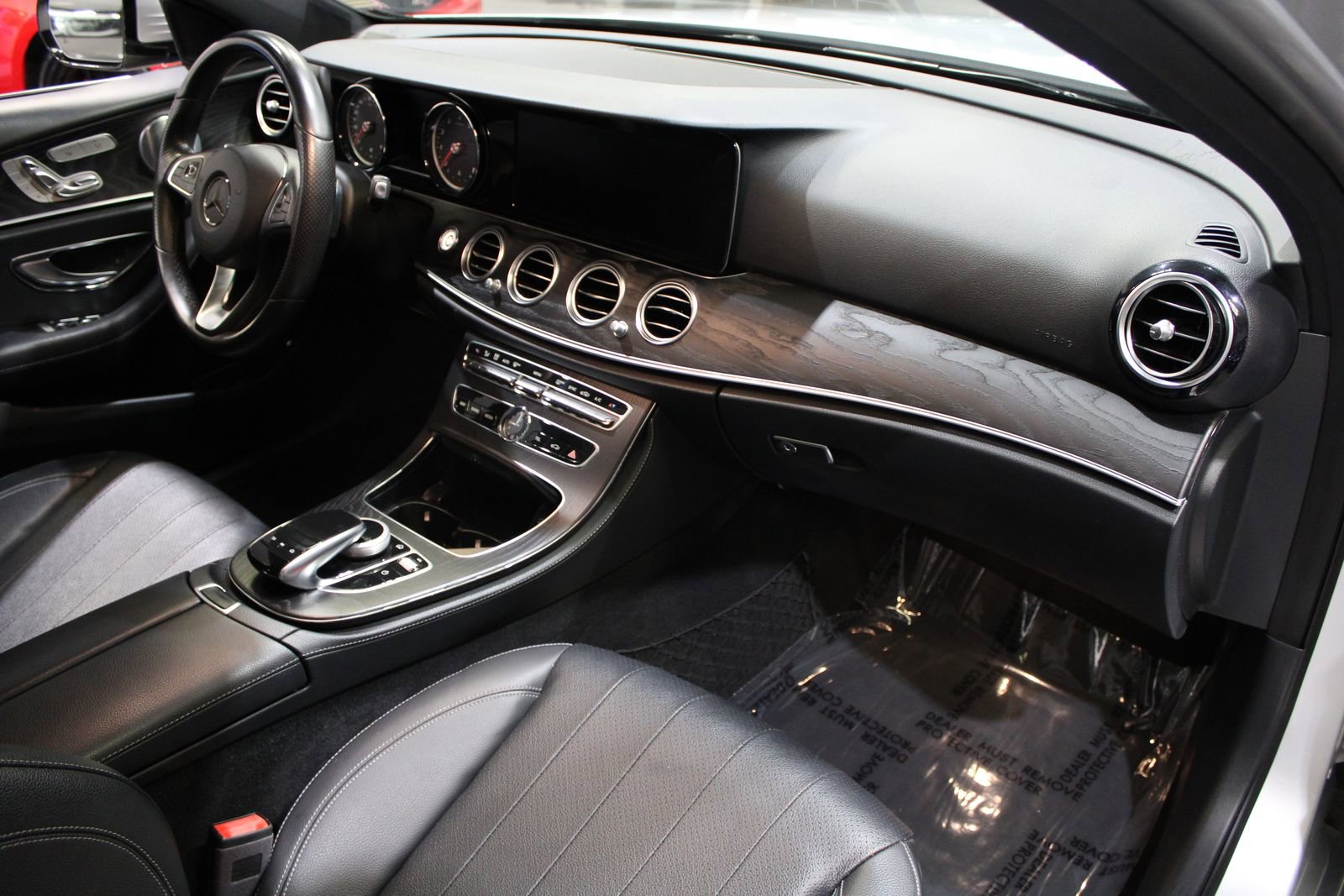 Used 2018 Mercedes-Benz E 300 image 23