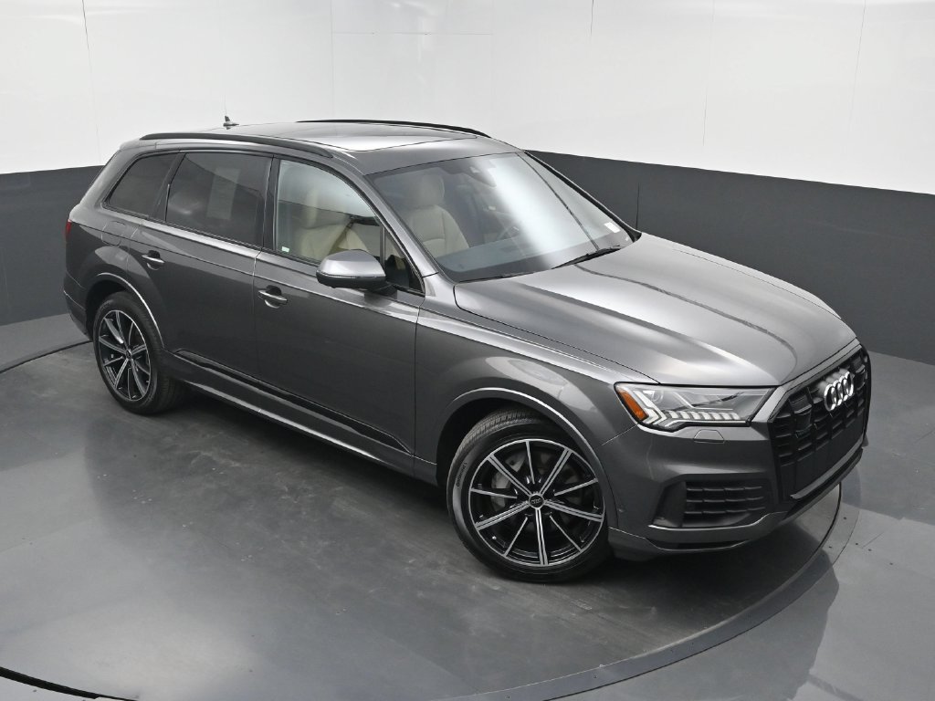 Used 2023 Audi Q7 3.0T Premium Plus AWD/4WD image 34
