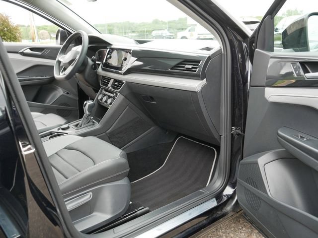 Certified 2023 Volkswagen Taos SEL AWD/4WD image 19