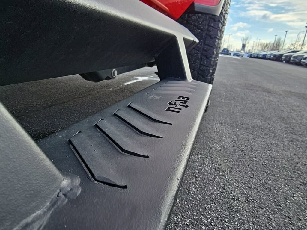 Used 2021 Jeep Gladiator Willys image 12