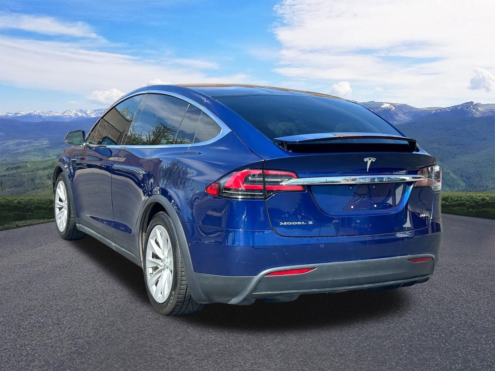 Used 2017 Tesla Model X 75D image 3