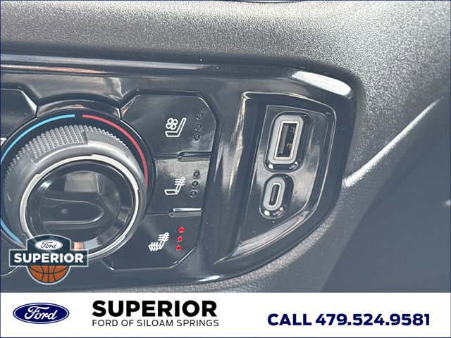 Used 2025 Chevrolet Silverado 3500 LTZ w/ LTZ Convenience Package image 44
