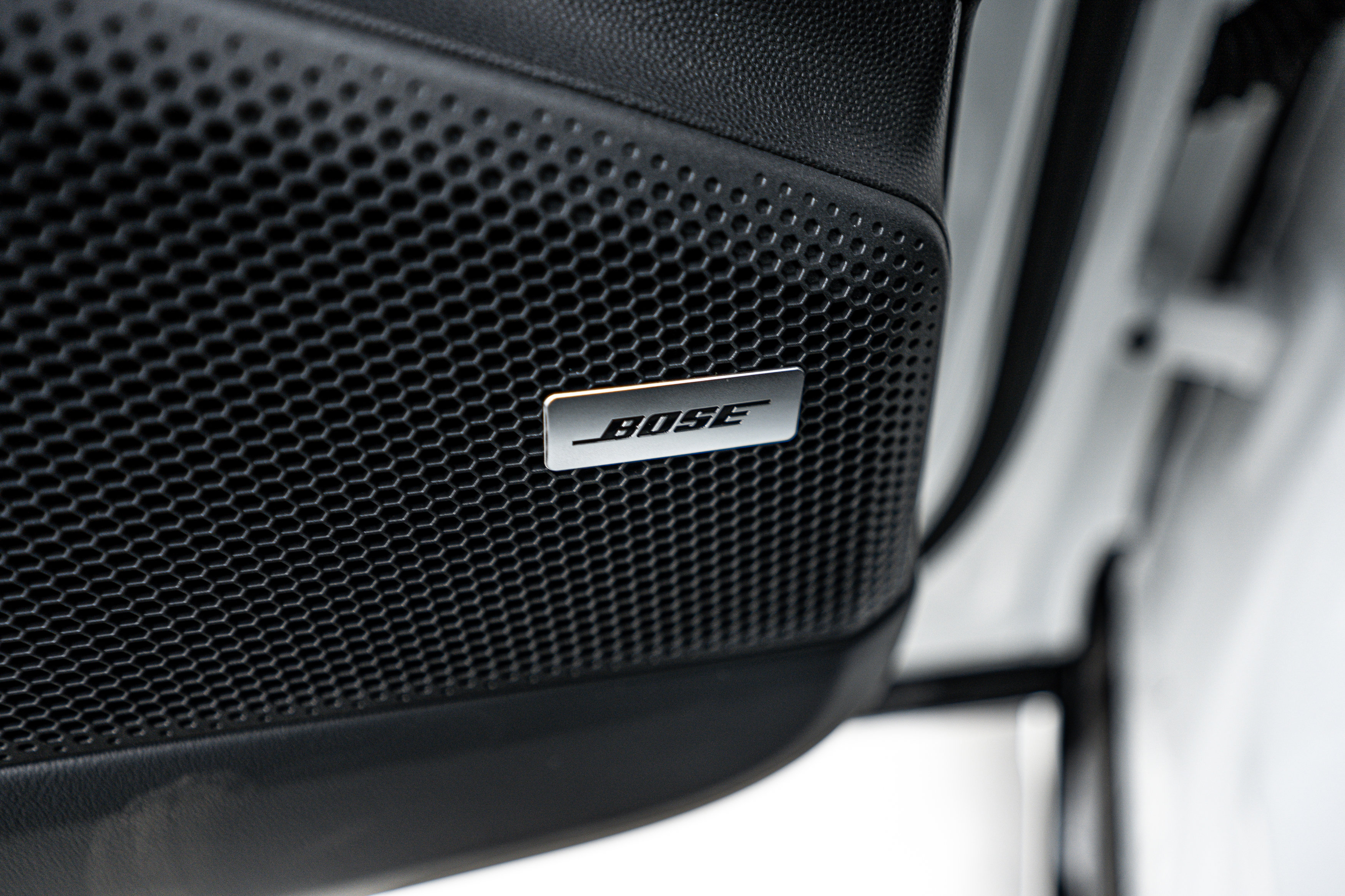 New 2025 Porsche Macan 4S Electric image 19