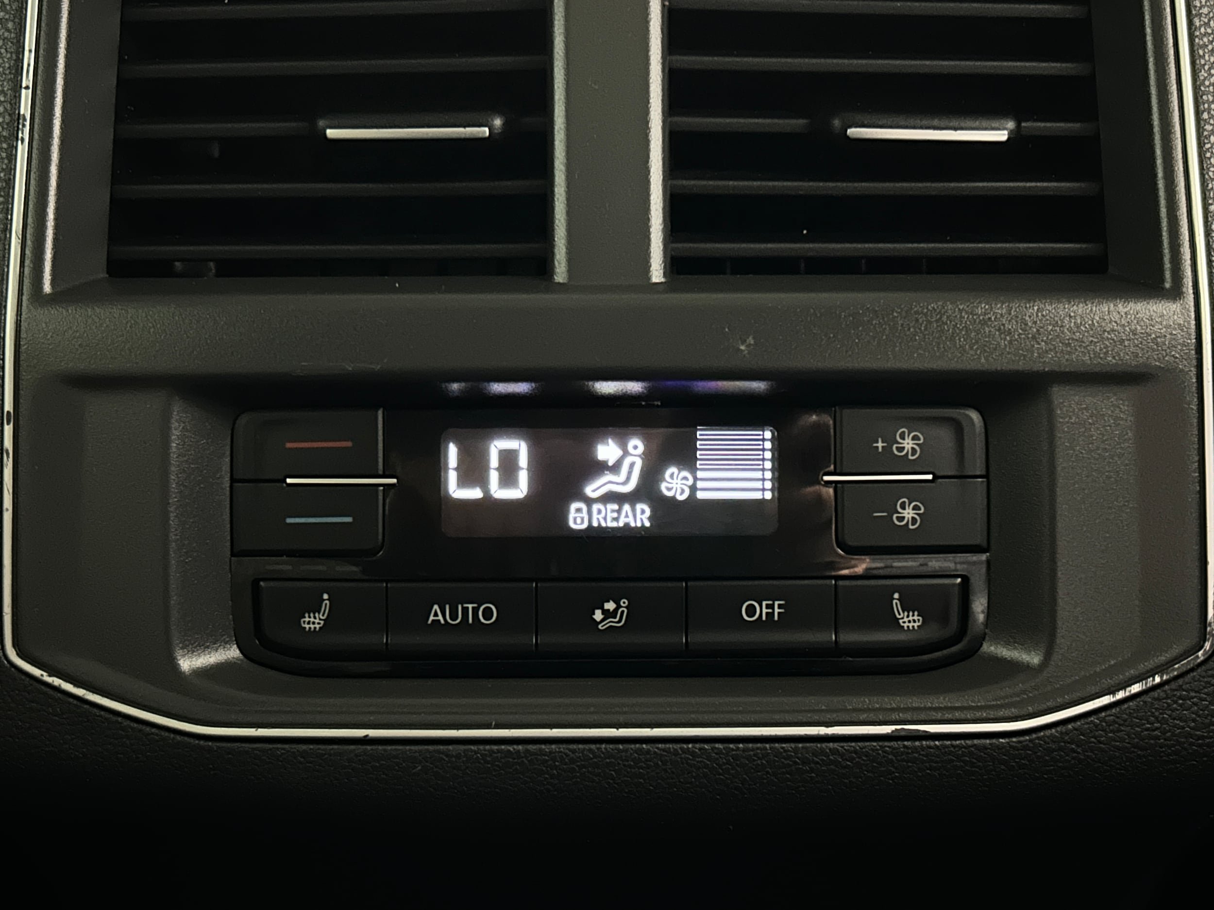 Used 2019 Volkswagen Atlas SEL Premium AWD/4WD image 30