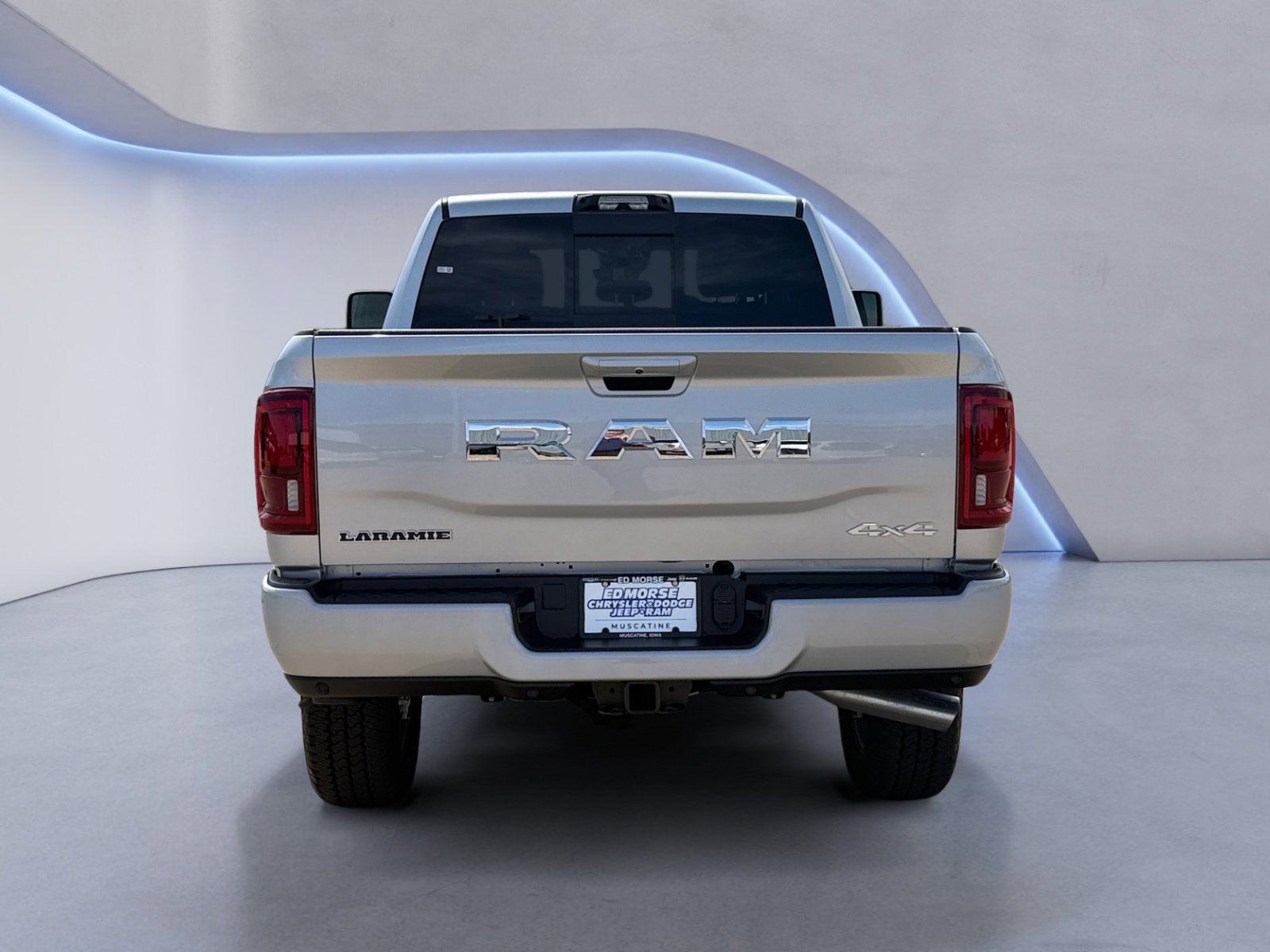 New 2026 RAM 2500 Laramie AWD/4WD image 4
