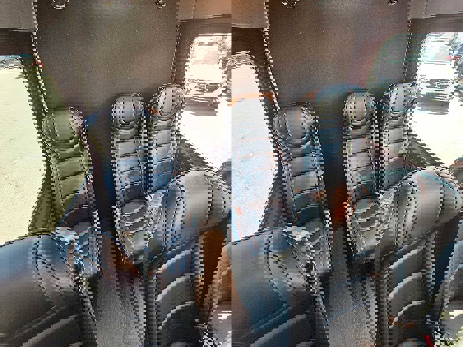 Used 2024 Mercedes-Benz Sprinter 3500 image 17