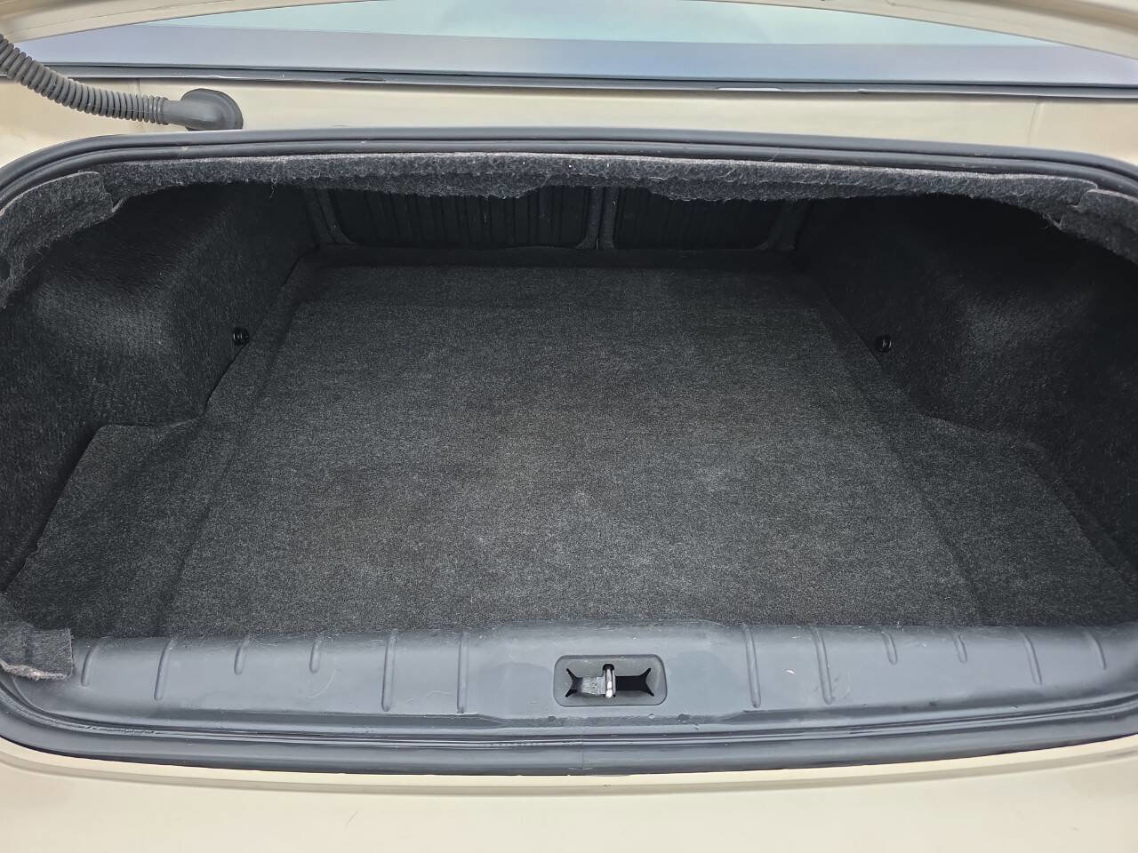 Used 2010 Chevrolet Malibu LT w/ Power Convenience Package image 17