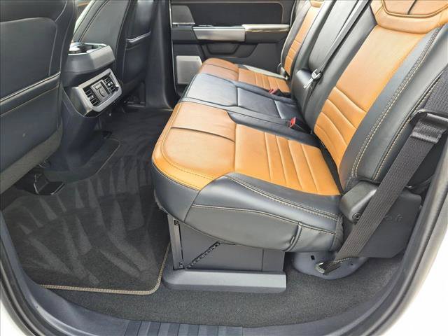 Used 2024 Ford F250 Platinum AWD/4WD image 15
