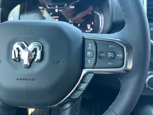 Used 2025 RAM 1500 Big Horn AWD/4WD image 23