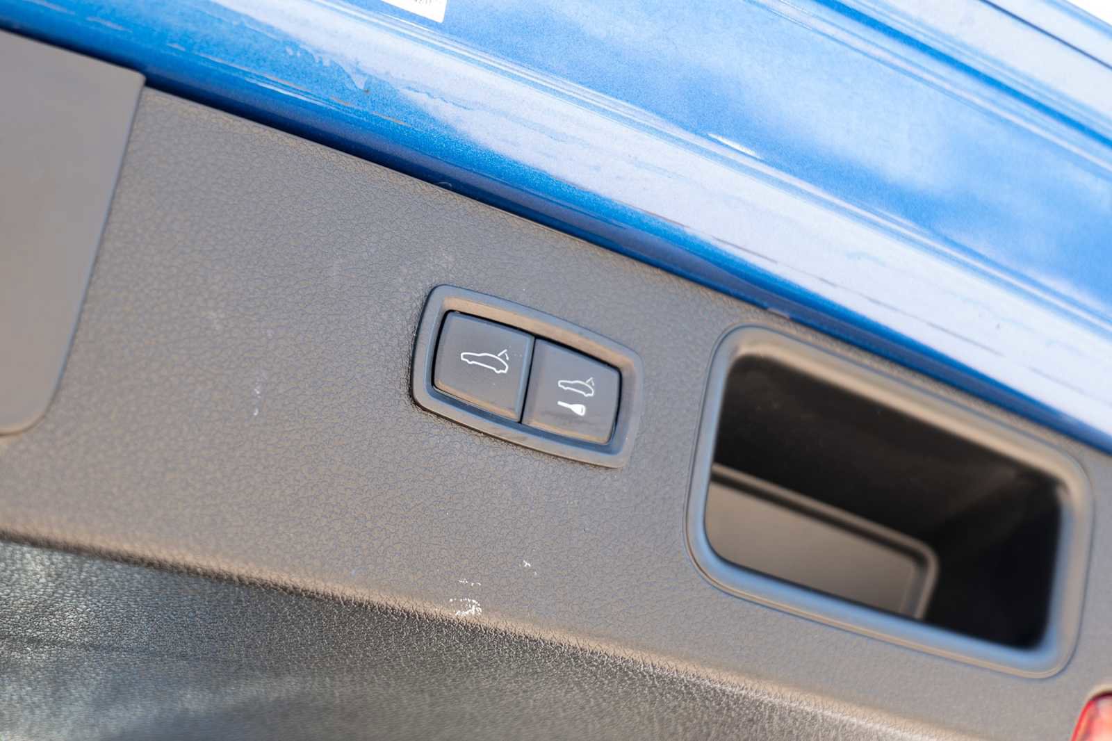 Used 2017 Porsche Macan image 32