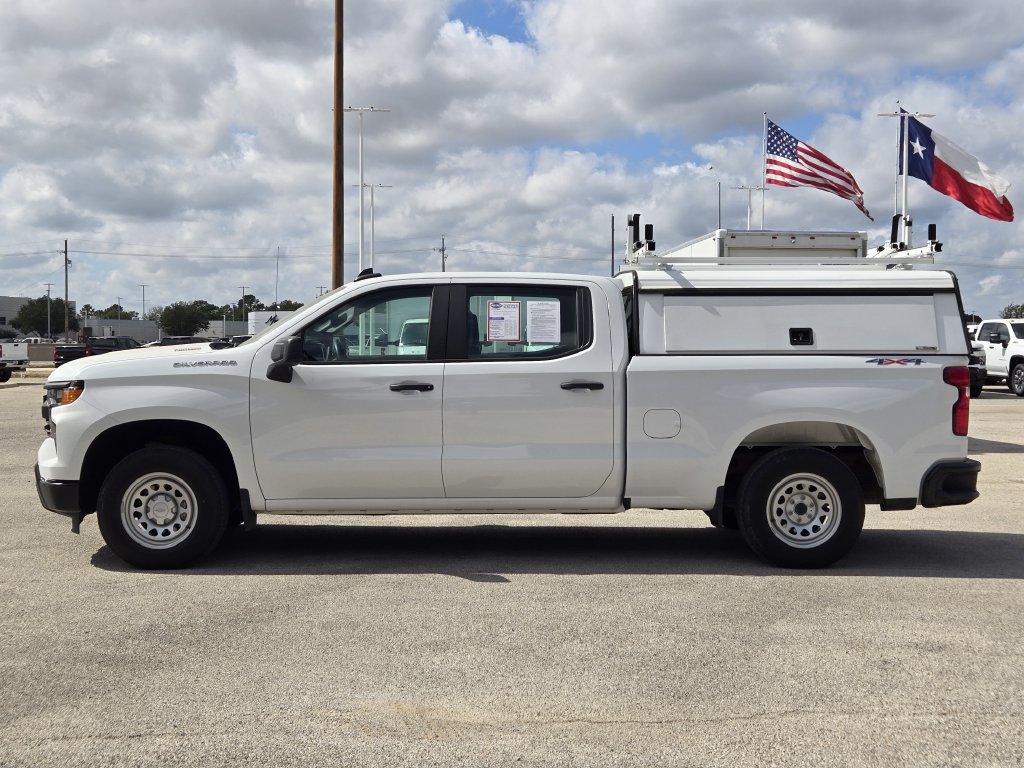 Used 2024 Chevrolet Silverado 1500 W/T w/ Trailering Package AWD/4WD image 4