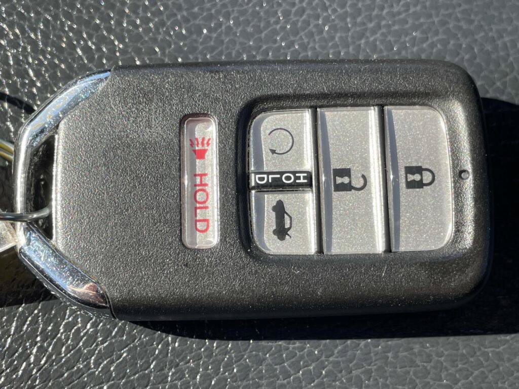 Used 2020 Honda Civic EX-L image 4