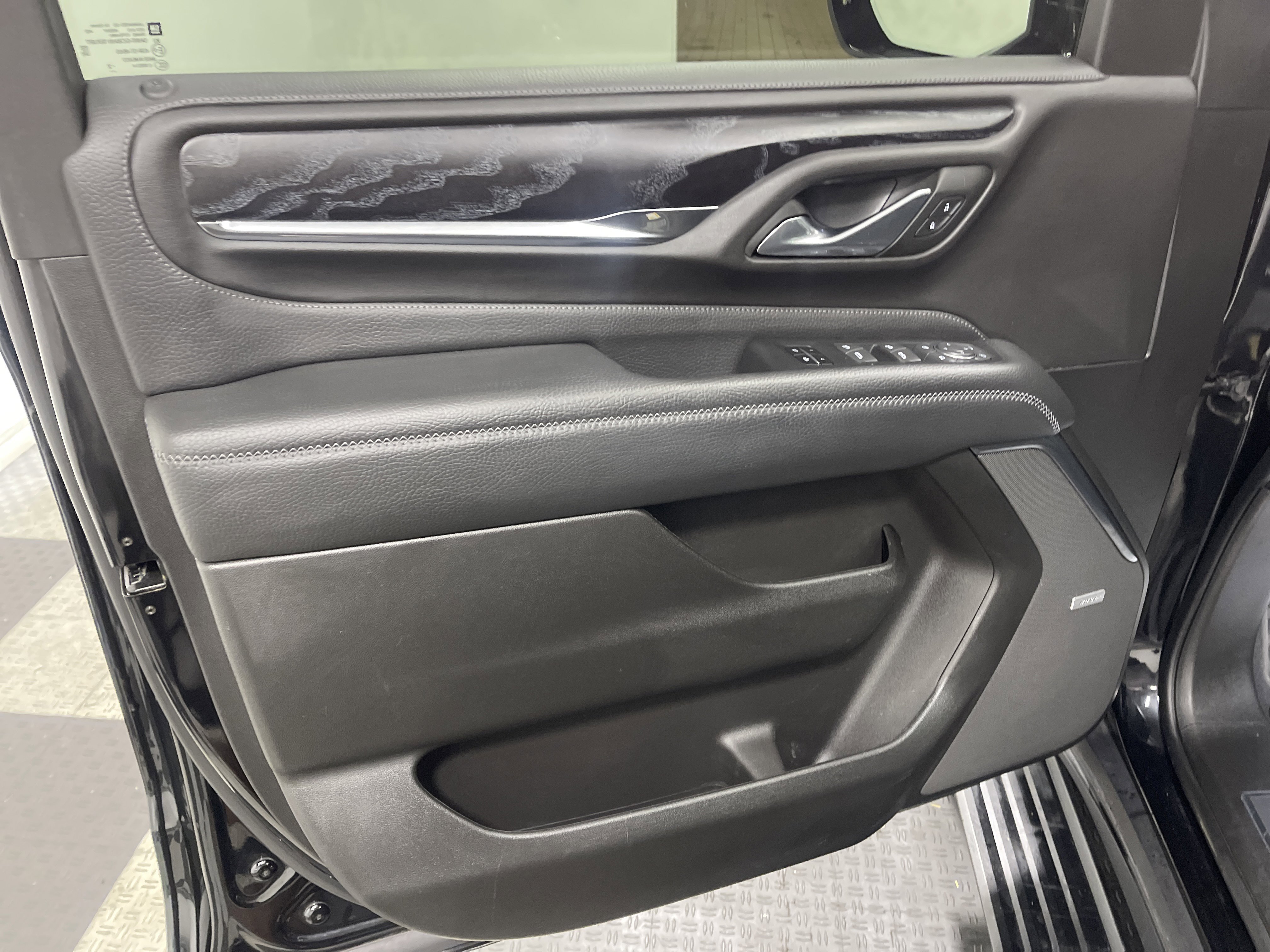 Used 2022 GMC Yukon Denali image 9