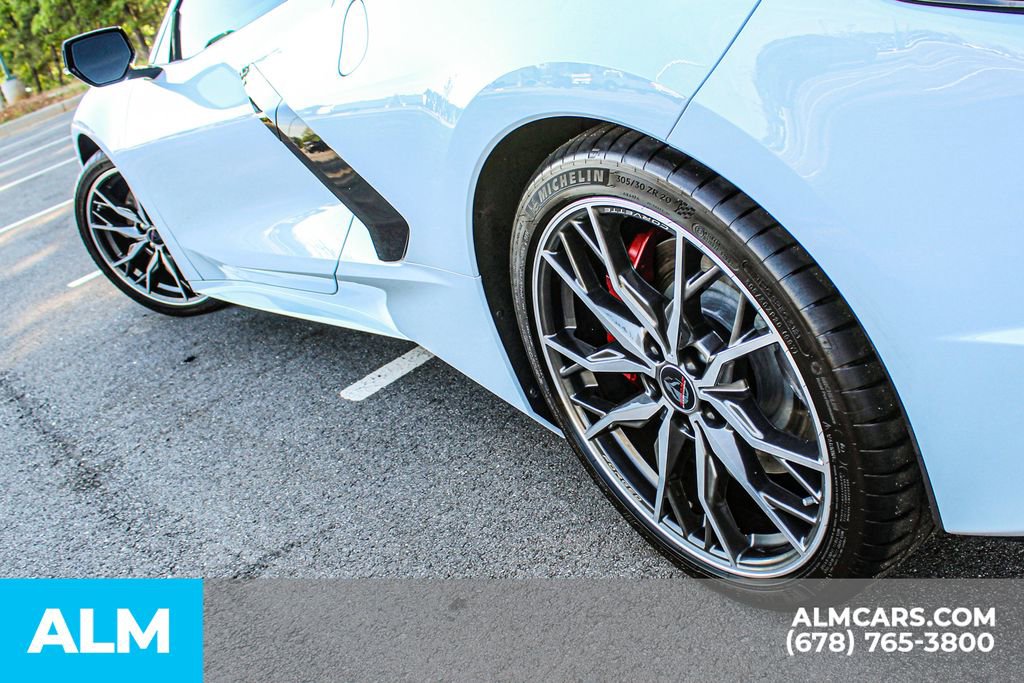 Used 2023 Chevrolet Corvette Stingray Premium Cpe w/ Z51 Performance Package RWD image 15