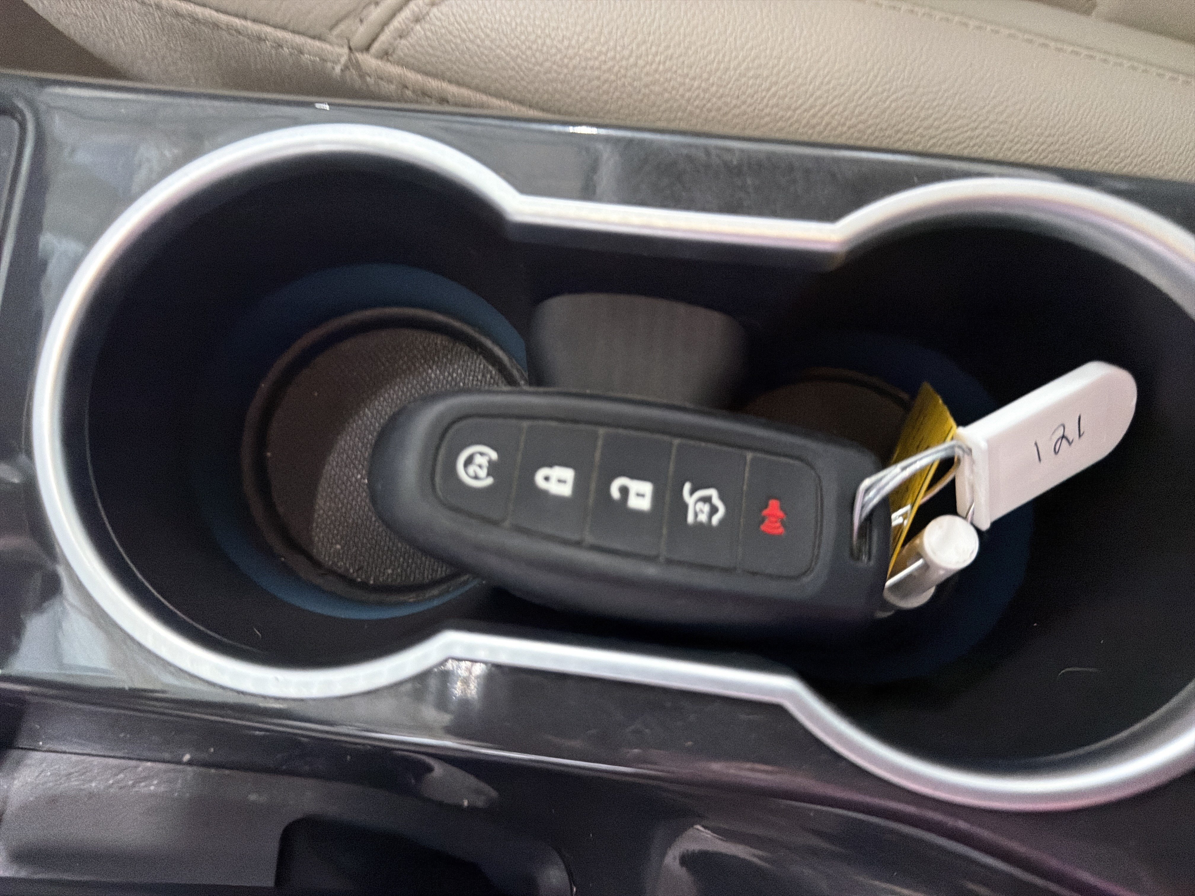 Used 2016 Ford Escape Titanium FWD image 42