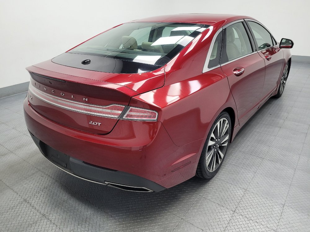 Used 2019 Lincoln MKZ Reserve FWD image 9