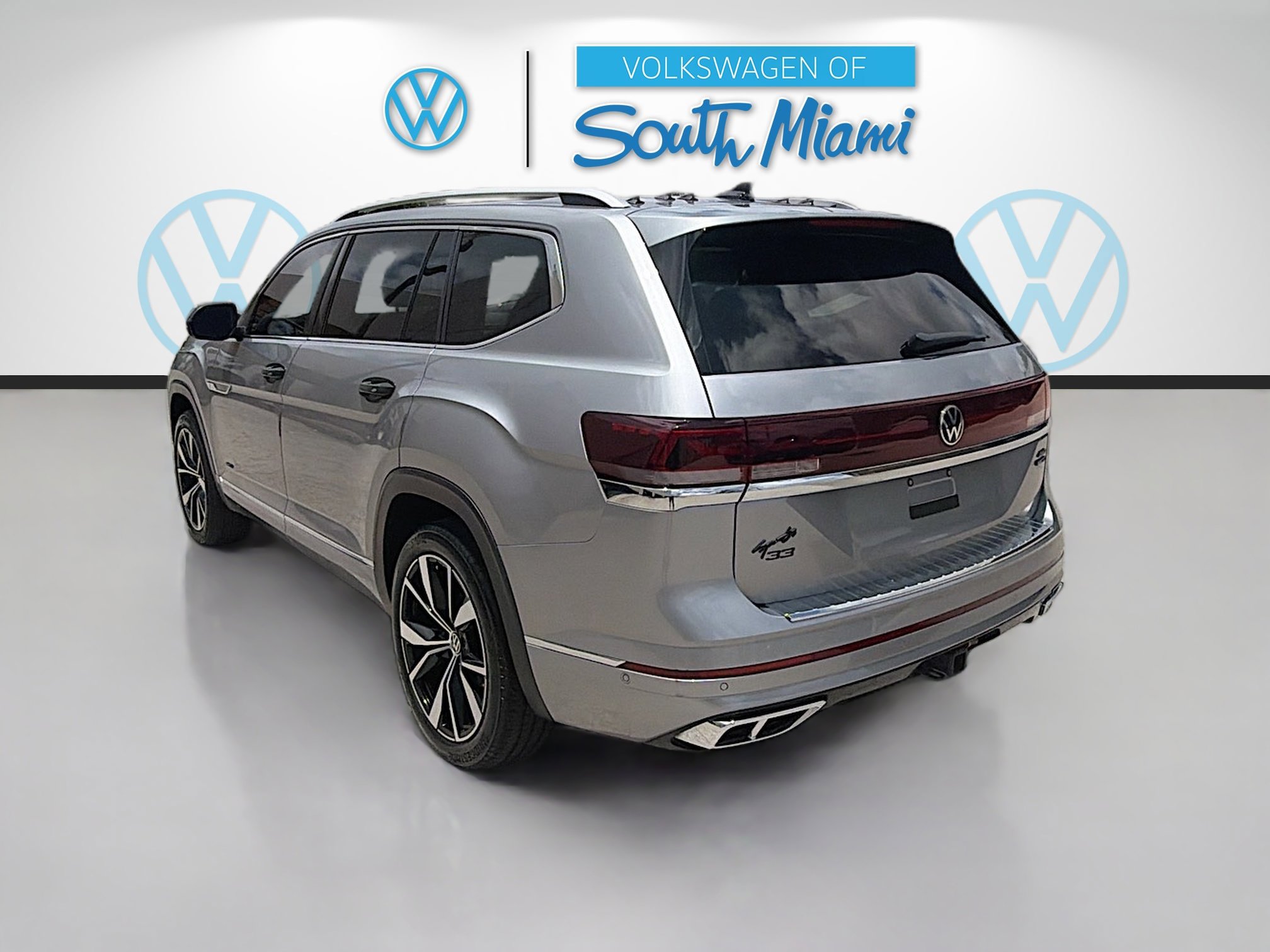 Used 2025 Volkswagen Atlas SEL Premium R-Line AWD/4WD image 5