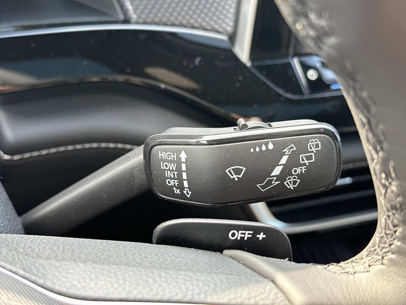 New 2026 Volkswagen Atlas Cross Sport SEL R-Line image 24