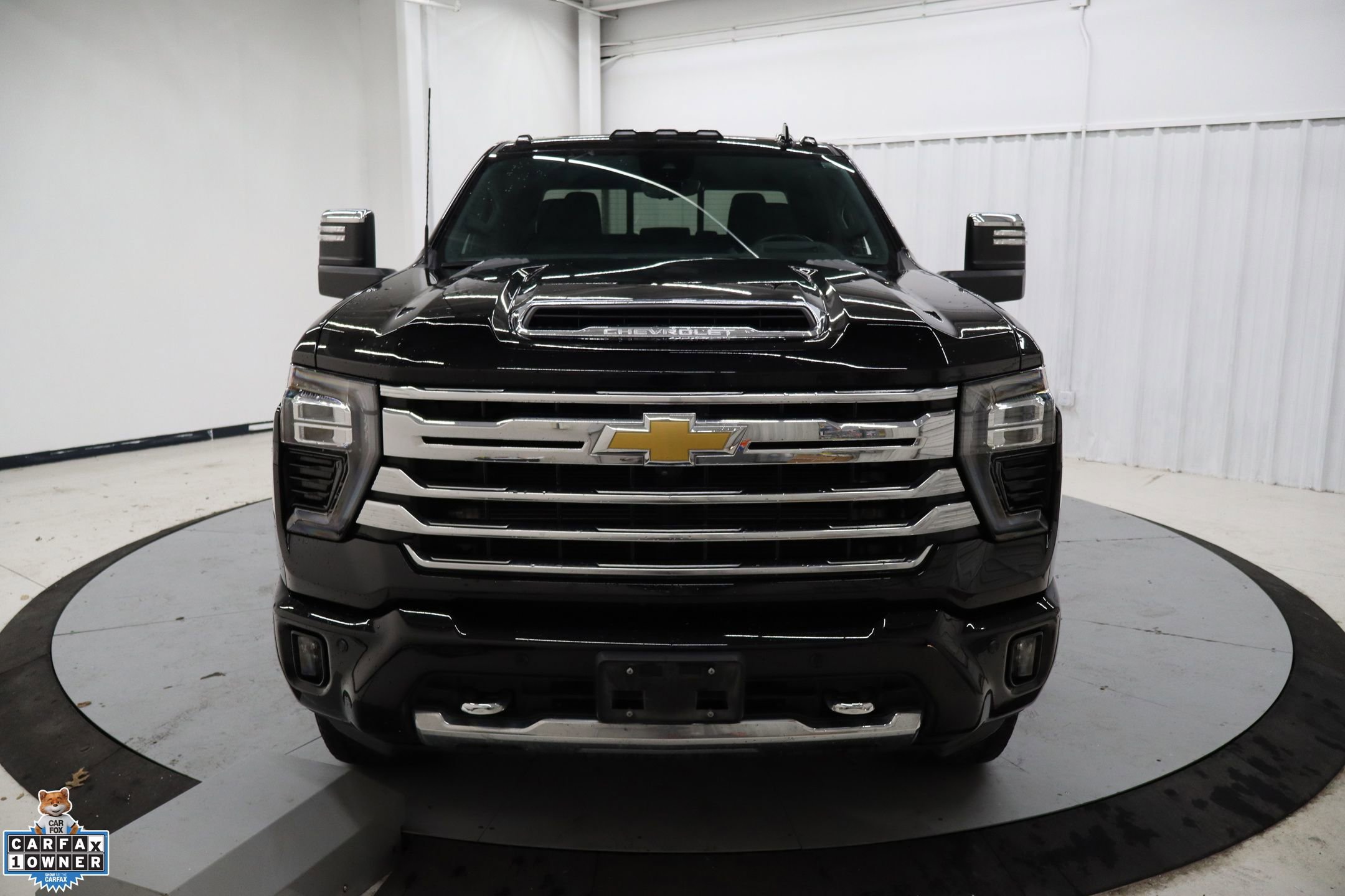 Used 2024 Chevrolet Silverado 2500 High Country w/ High Country Premium Package image 9