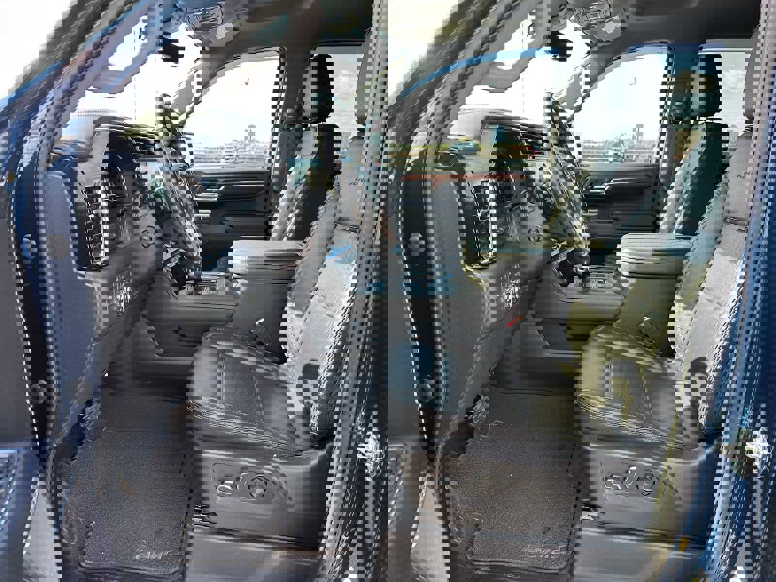 Used 2023 GMC Sierra 1500 Denali w/ Technology Package image 21