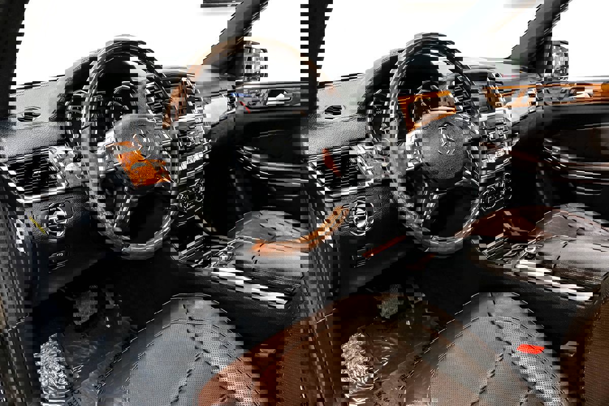 Used 2014 Mercedes-Benz GL 450 4MATIC image 3