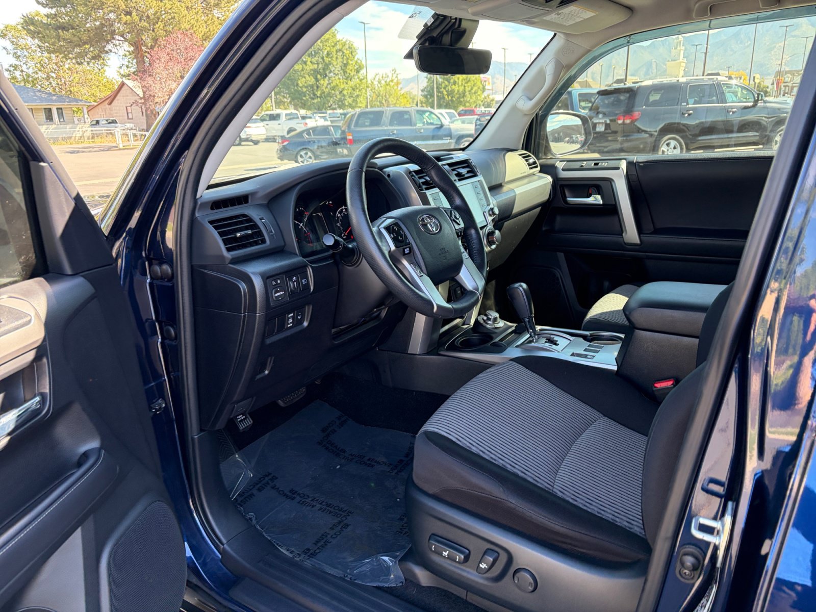 Certified 2023 Toyota 4Runner SR5 AWD/4WD image 10