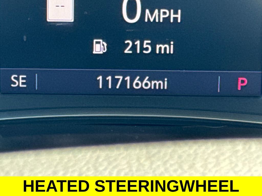 Used 2021 Chevrolet Traverse LT w/ LT Premium Package image 17