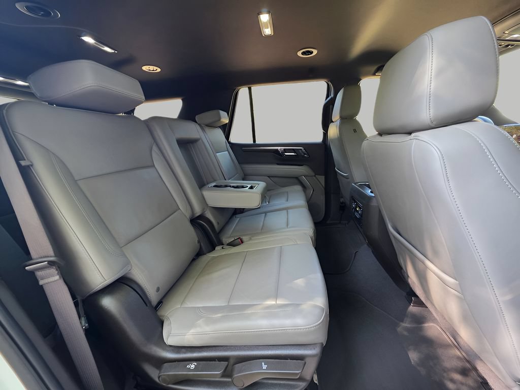 Used 2025 Chevrolet Tahoe LT AWD/4WD image 10