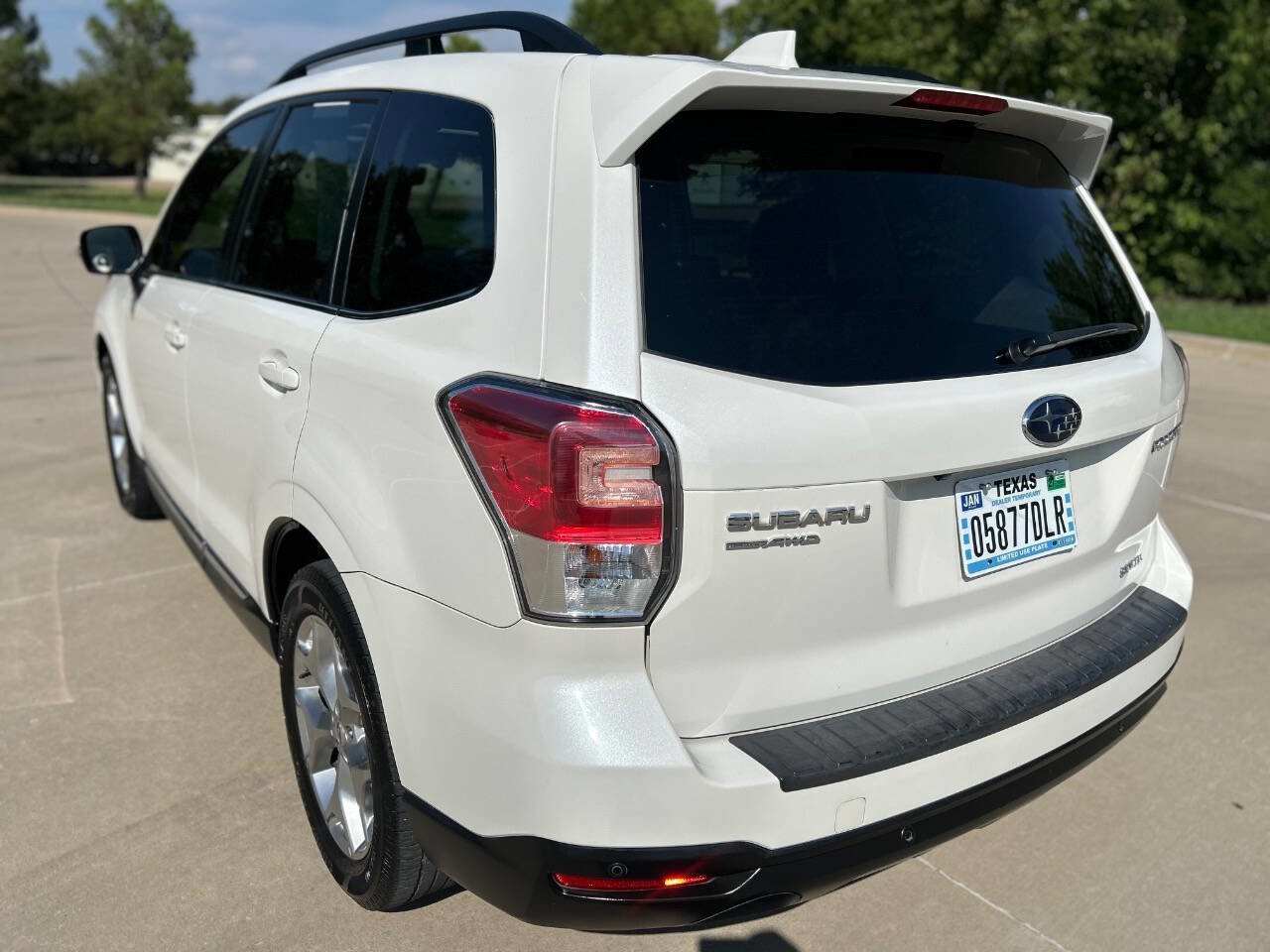 Used 2018 Subaru Forester 2.5i Touring w/ Popular Package #2 AWD/4WD image 8