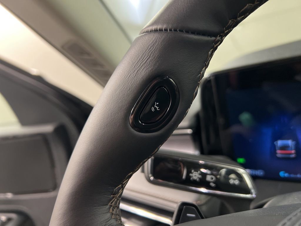 Used 2026 Lincoln Aviator AWD image 19