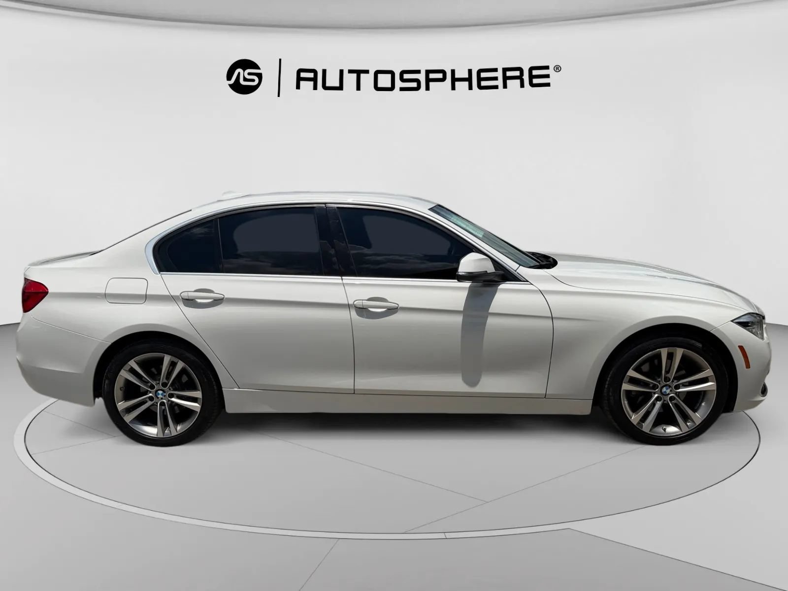 Used 2018 BMW 330i Sedan RWD image 9