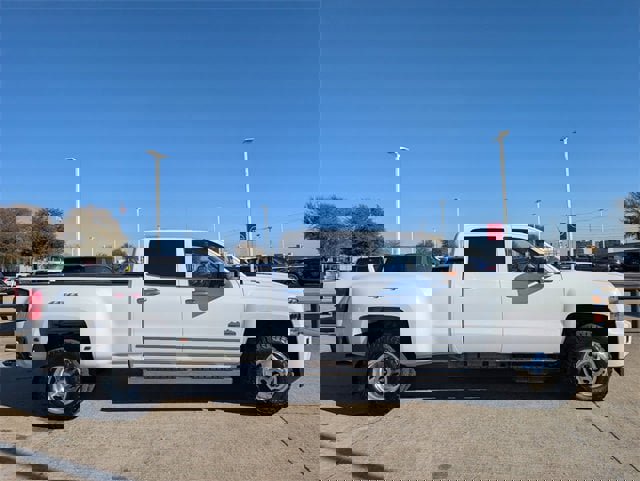 Used 2019 Chevrolet Silverado 3500 High Country w/ Duramax Plus Package image 3