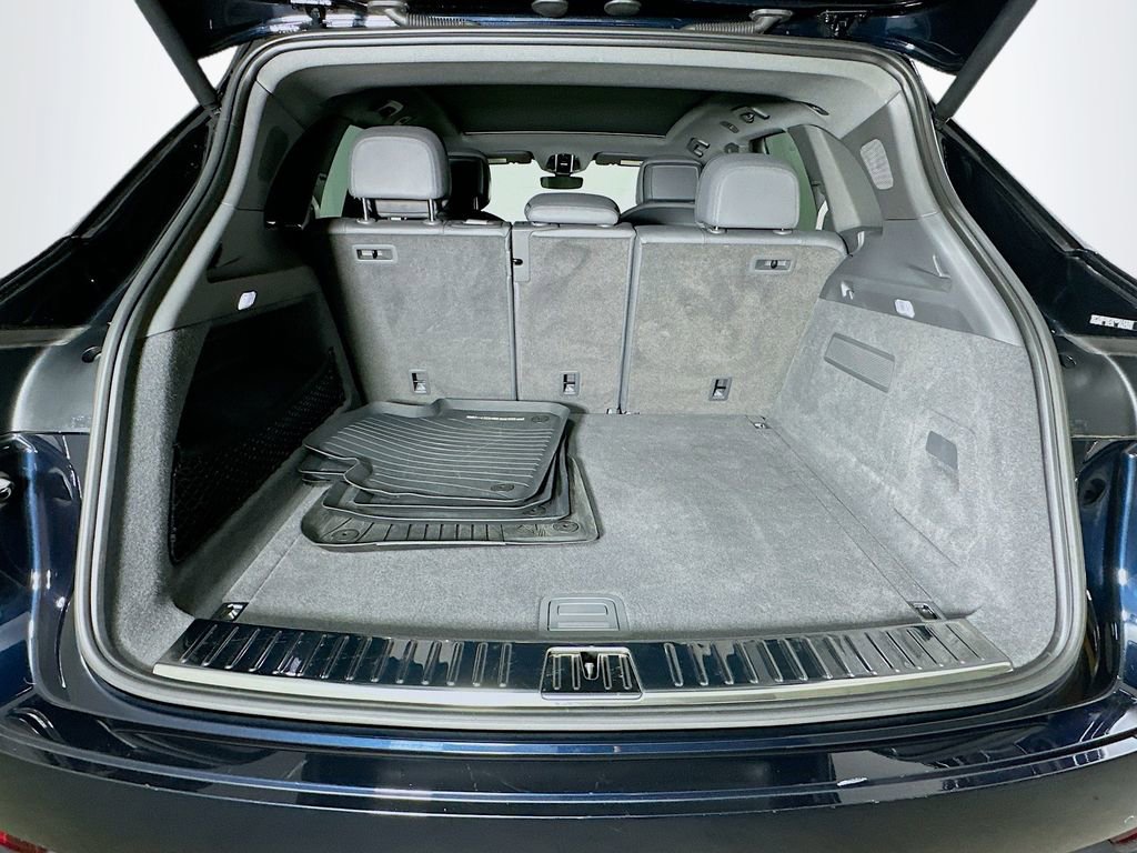 Certified 2023 Porsche Cayenne S Platinum image 28