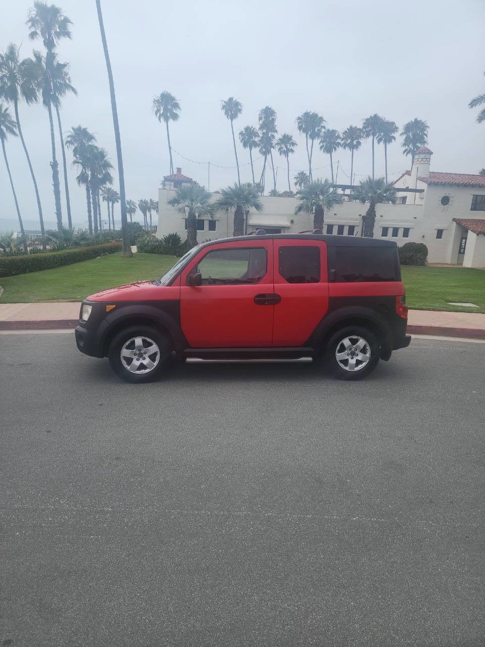 Used 2005 Honda Element EX image 1